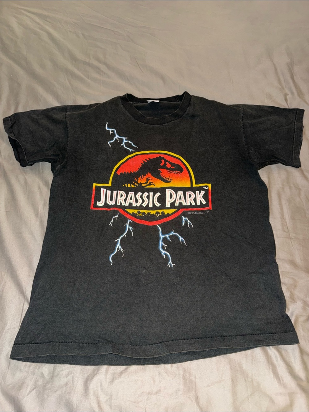 Rare Vintage 1992 Jurassic Park Lightning Tee Size Large (Fits Medium!)